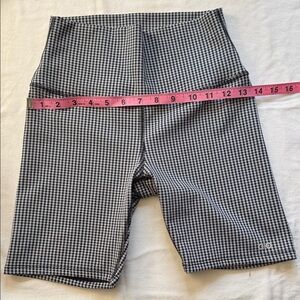 ALO Yoga Black and White Athletic Shorts
